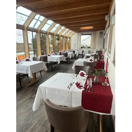 ホテル Hotel-restaurant Krueger 2*